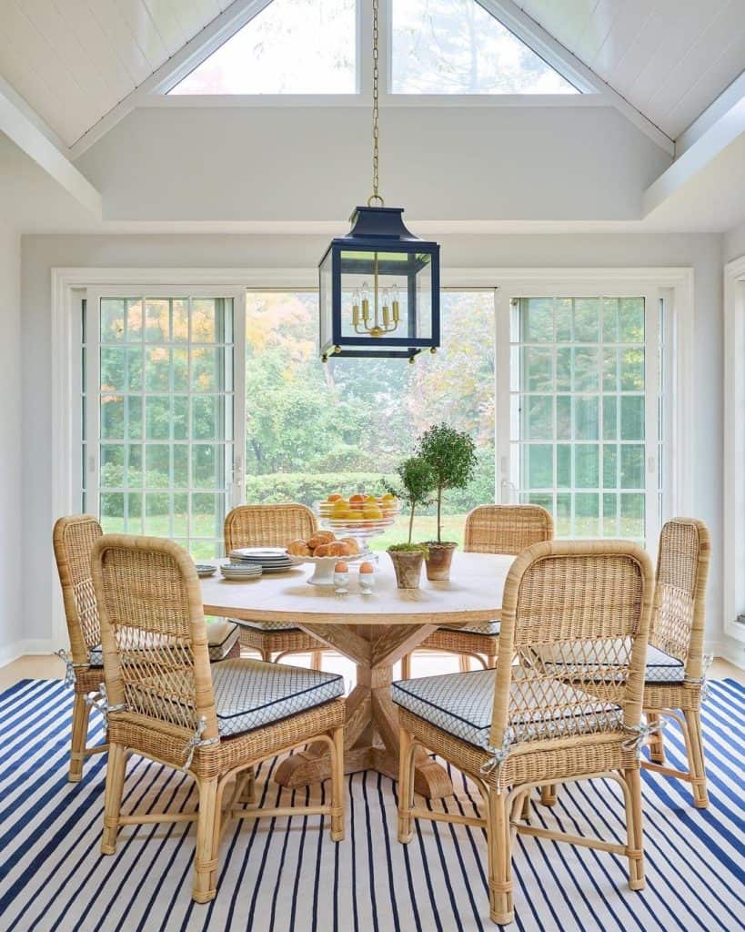 Amazing Farmhouse Table Design Ideas